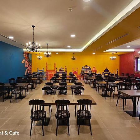 Kingsgate Al Jaddaf Hotel By Millennium ドバイ エクステリア 写真