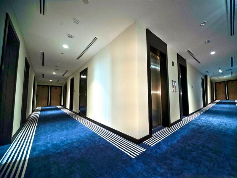 Kingsgate Al Jaddaf Hotel By Millennium ドバイ エクステリア 写真
