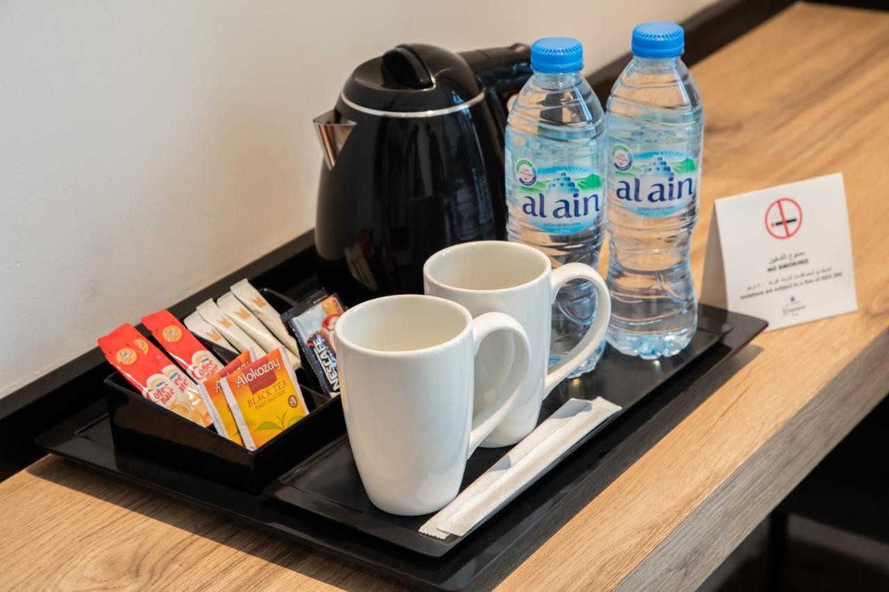 Kingsgate Al Jaddaf Hotel By Millennium ドバイ 部屋 写真
